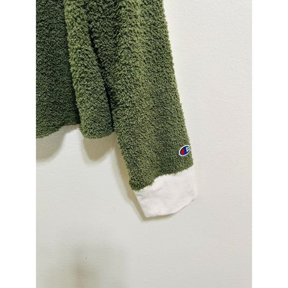 Champion Women's Fuzzy Olive Green Cropped Hoodie with Embroidered Logo, Size L - Picture 3 of 4
